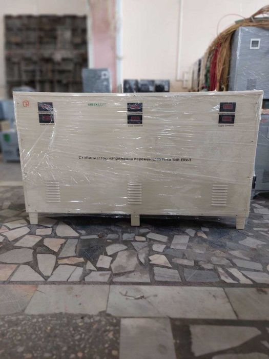 Стабилизатор напряжения 60, 90кВа латорный трехфазный.