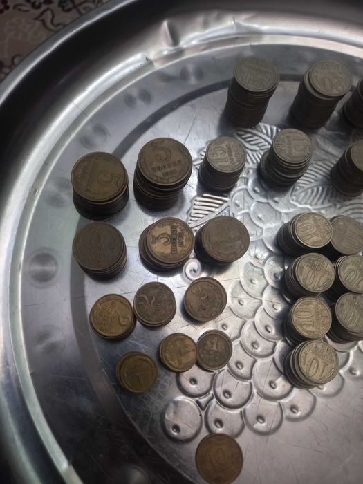 Монеты копейки рубли