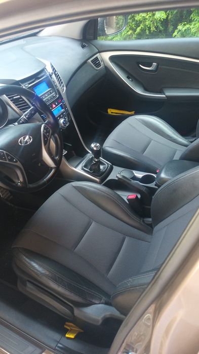 Hyundai i30 1.6 benzina