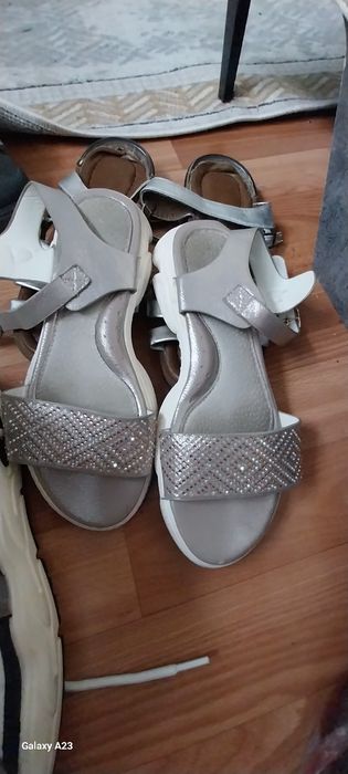 Барлыгы 5 ак мын сатылым