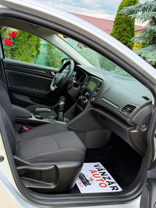 Renault Megane 1.5DCI/110CP/Euro6/Navi/LED/Pilot/Senzori Fata-Spate
