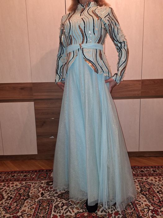 Бални рокли (вечерни)