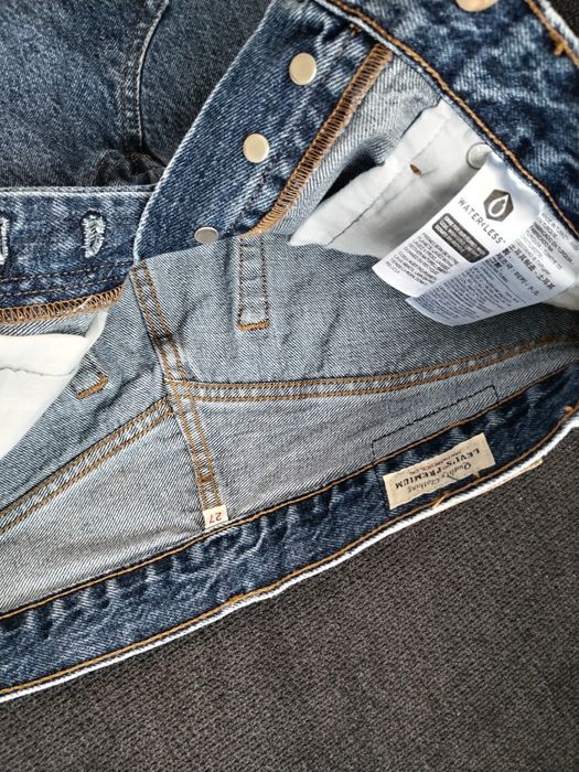 Нова дънкова пола Levi's, Diesel