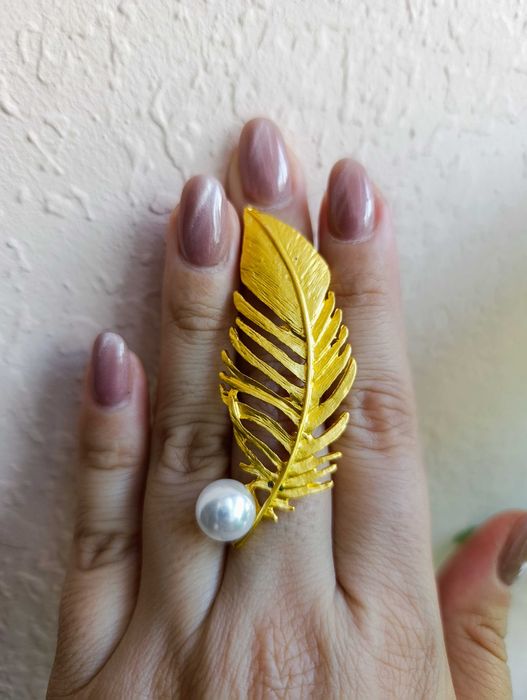 Брошь отличного качества