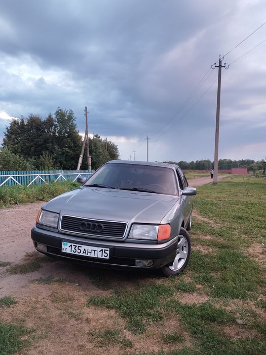 Продам ауди 100 с4 2.6л