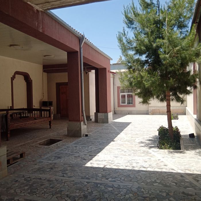 2 этажли Уй сотилади