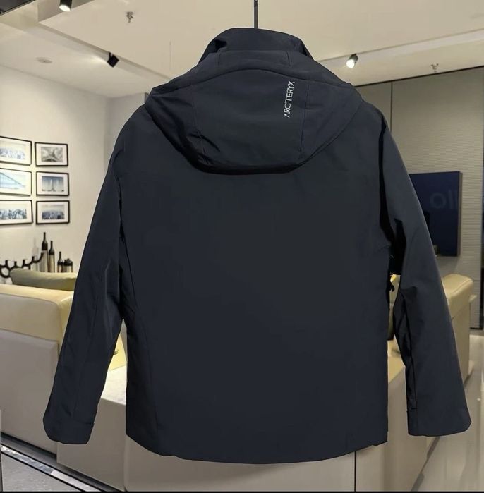 Продам куртку ARC'TERYX