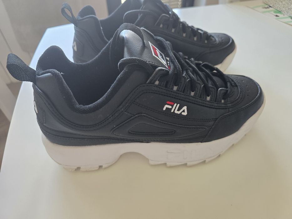 Маратонки FILA размер 42