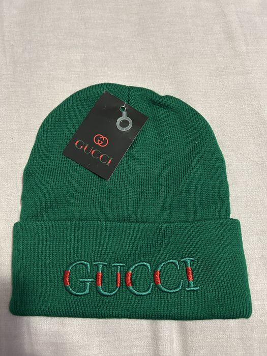 Căciuli unisex …
