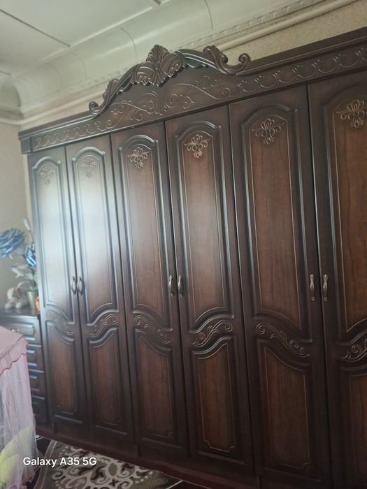 Спалний мебел сотилади срочна