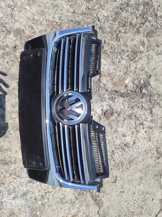 Решетка VW Golf 5 Jetta Голф 5 комби Джета