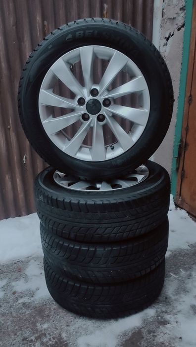 Комплект колёс с зимними шинами на Поло