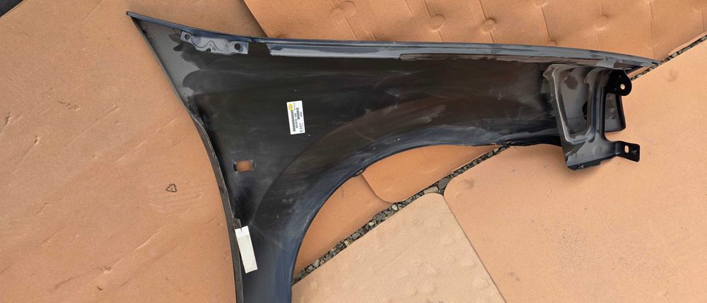 Aripa stanga fata Dacia Logan 2006 2007 / 2008 2009