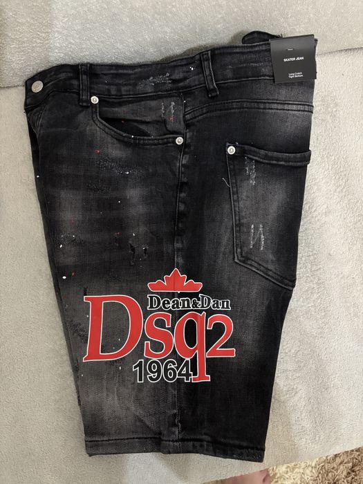 Pantaloni scurti Dsq2
