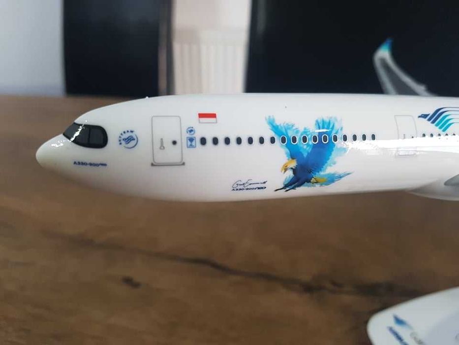 Macheta avion Garuda Indonesia | Decoratie | Perfect pentru cadou