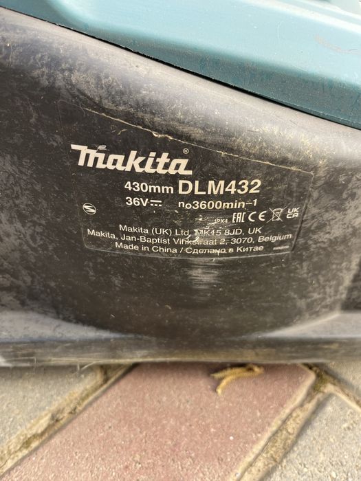 Masina tuns gazon iarba makita