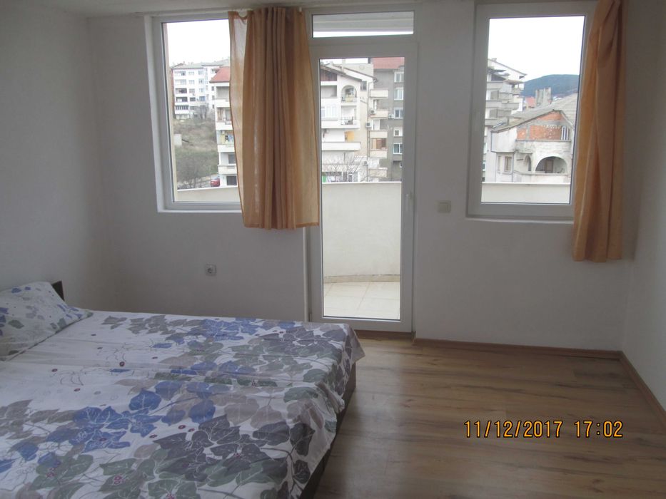 Дава се под наем Тристаен апартамент в Благоевград, Баларбаши - 89 кв.м за 225 € - Снимка #7