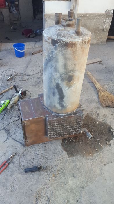 Sotiladi katyol va titan