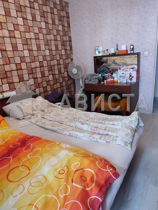 Продава се Тристаен апартамент в София, Надежда 1 - 89 кв.м за 2124 €/кв.м - Снимка #4