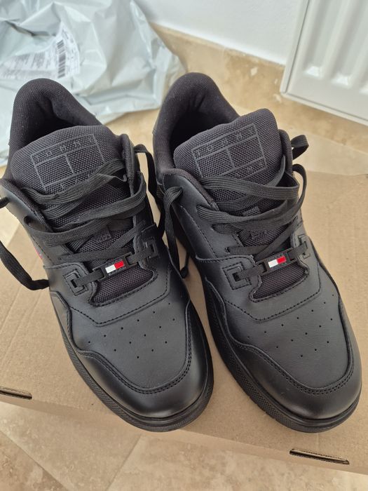 Adidasi Tommy  pt barbati 41