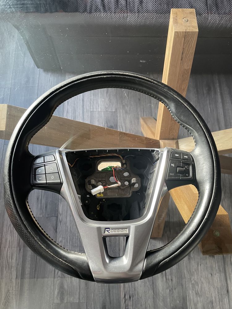 Volvo xc60 на части 93500хил.км. с. Мърчаево • OLX.bg