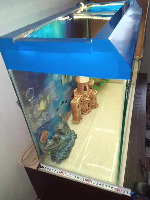 Продаётся аквариум   80 Л...
