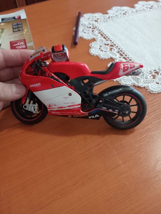 Macheta motocicleta Ducati