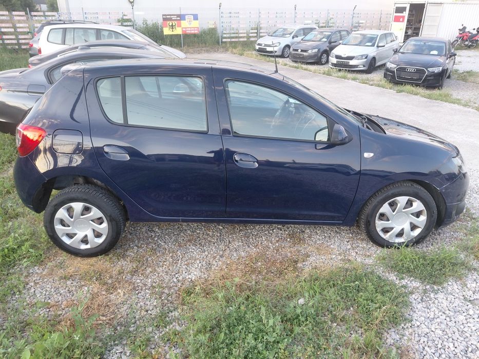 Dacia Sandero 2015