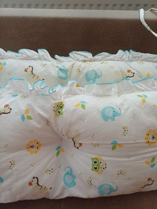 Обиколници за бебешка кошара