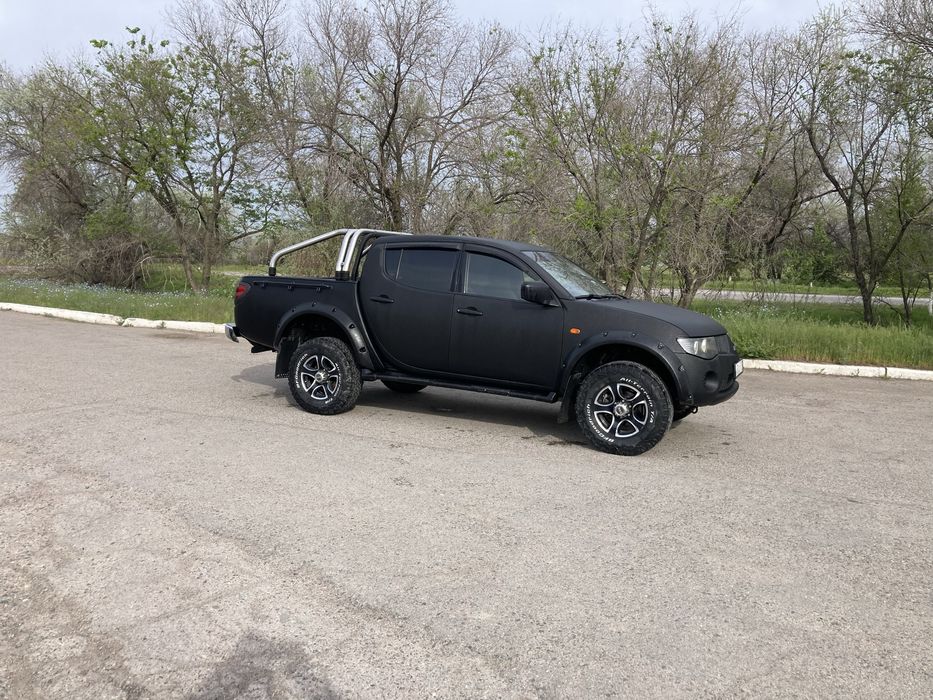 Митцубиси л200