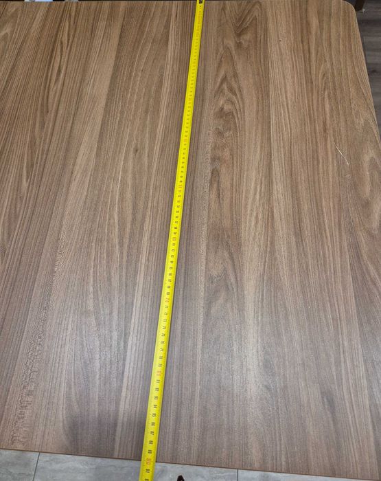 Трапезарна маса 200 евро