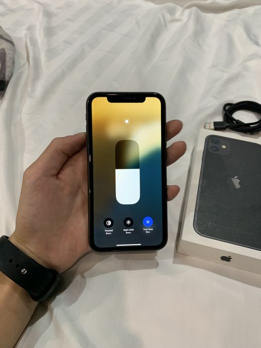Продам Айфон 11 64gb 84%