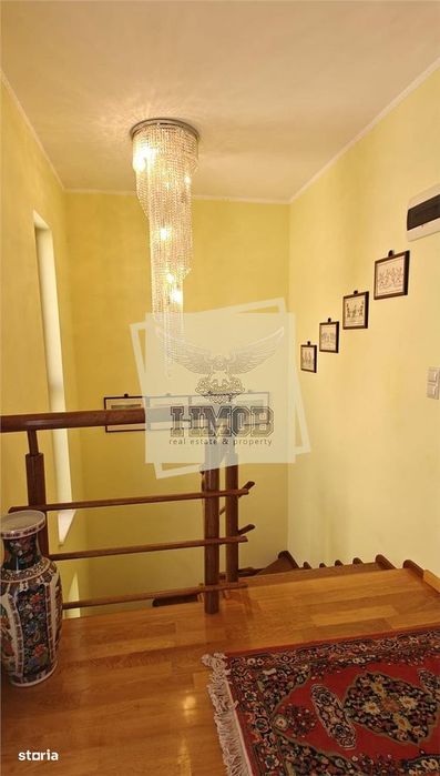 Casa cu 4 camere 2 bai si 830 mp teren in zona Bavaria