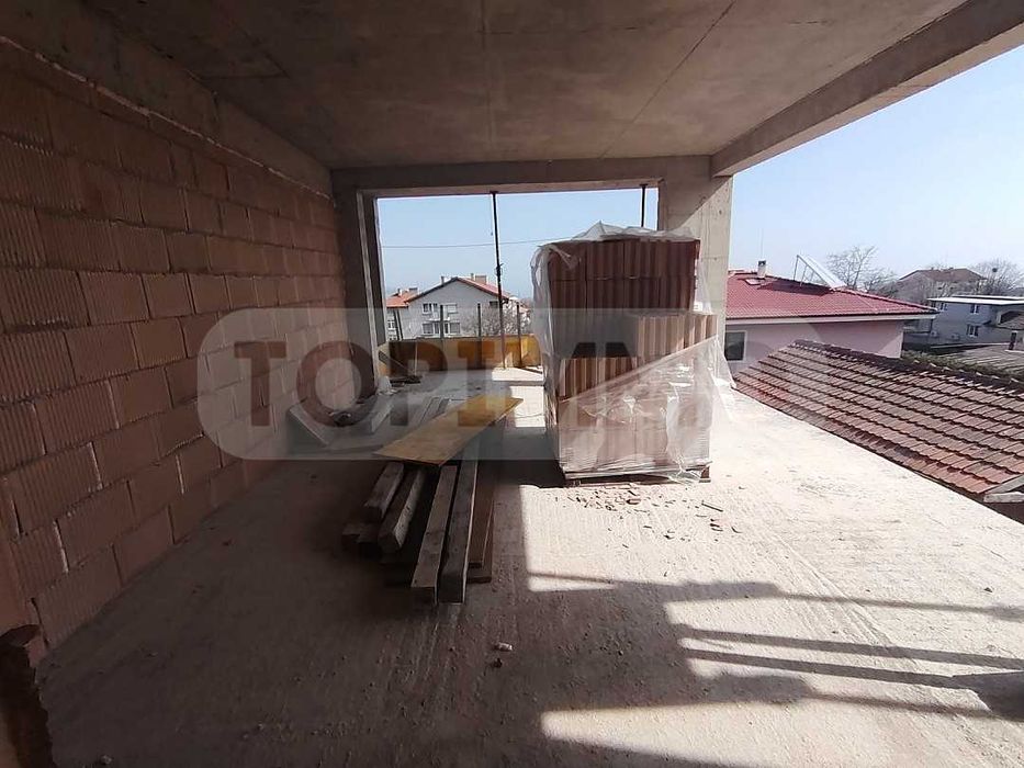 Продава се Двустаен апартамент в Варна, Галата - 61 кв.м за 1039 €/кв.м - Снимка #5