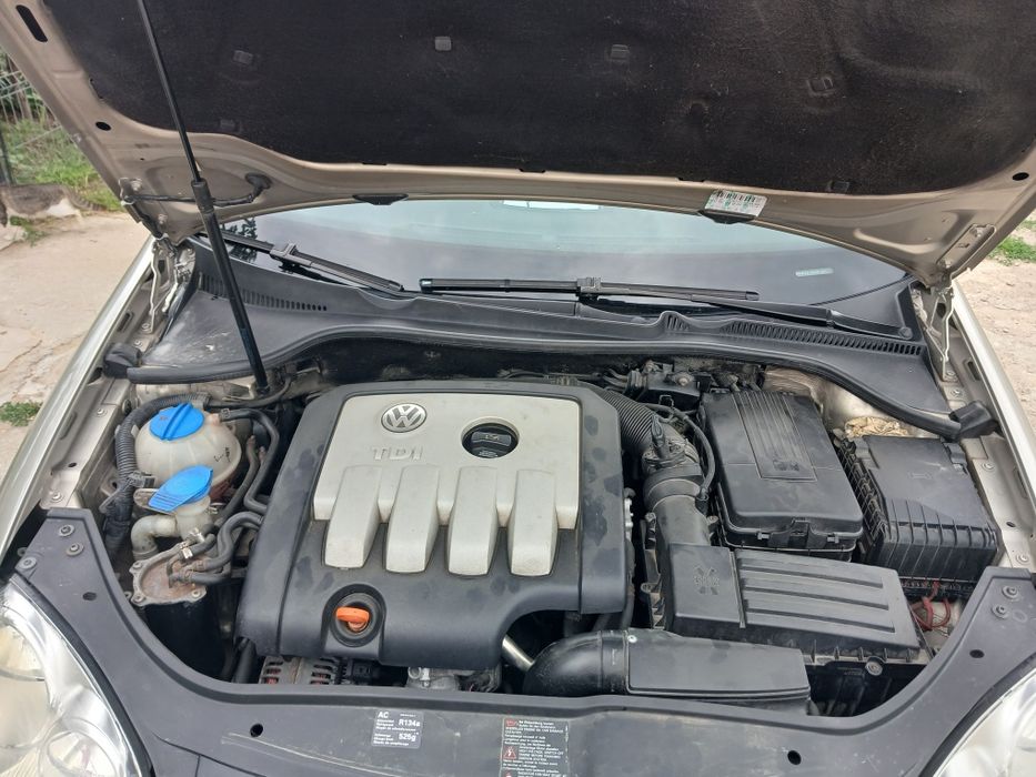 Vând Vw Jetta 2.0 din 2006