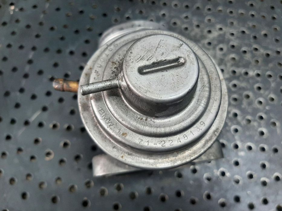 egr  bmw seria 5 e39 256t1 2.5 tds  712248139