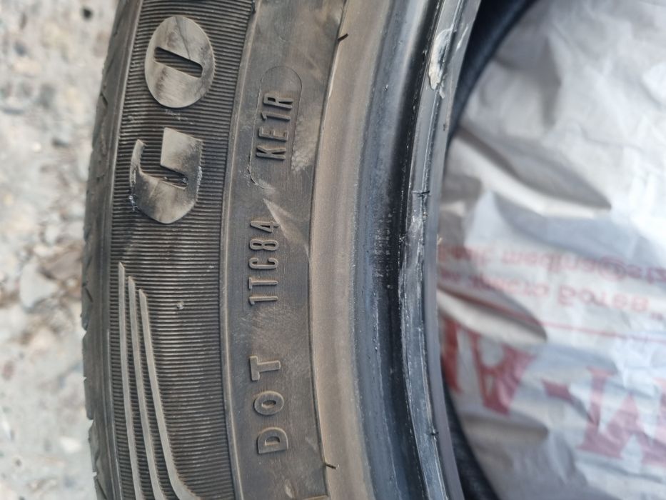 Гуми Goodyear 235/50/19 99V