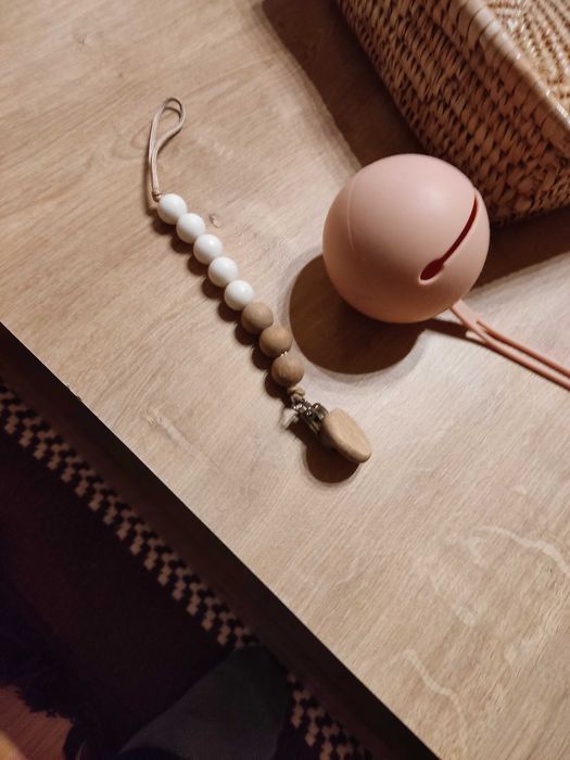 Гумен кейс и клипс верижка за биберон