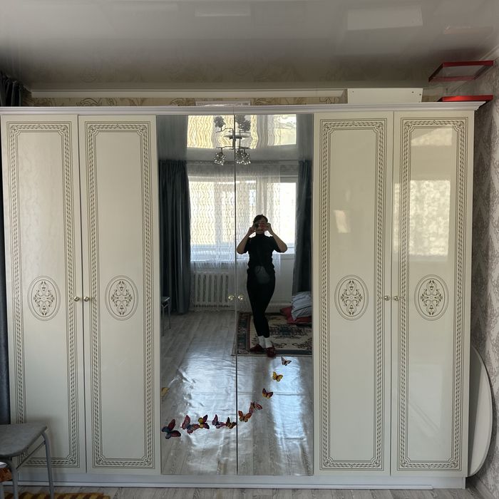 Продам шкаф 200 000 тыс