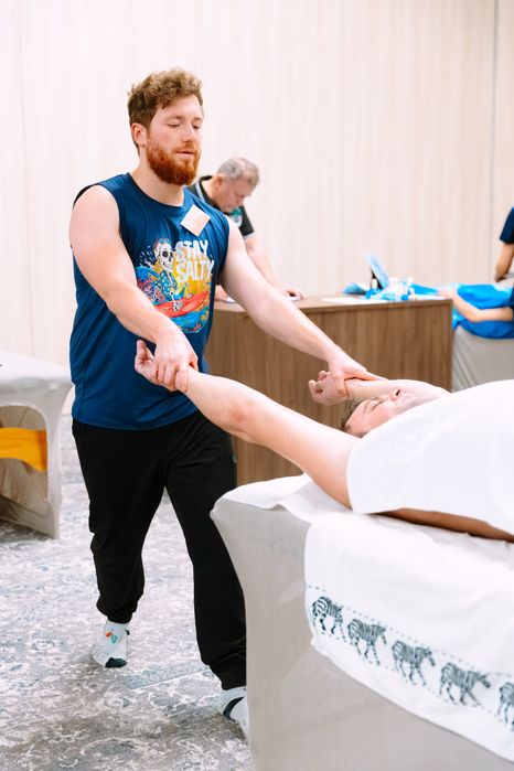 Masaj relaxare ,decontracturant-muscular,anticelulitic,sportiv.