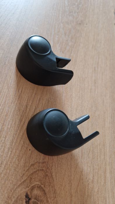 Капачка задна чистачка