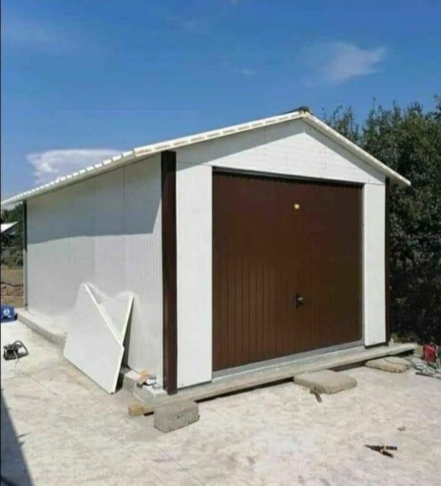 Vând garaje modulare din panouri sandwich