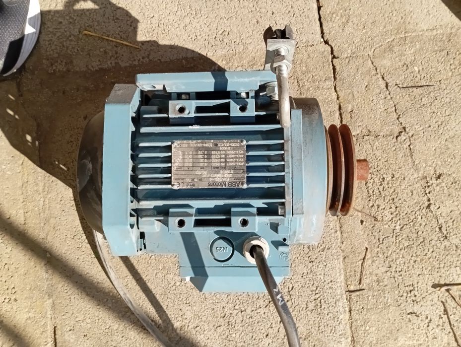 Трифазен електромотор АВВ  2.2 kw