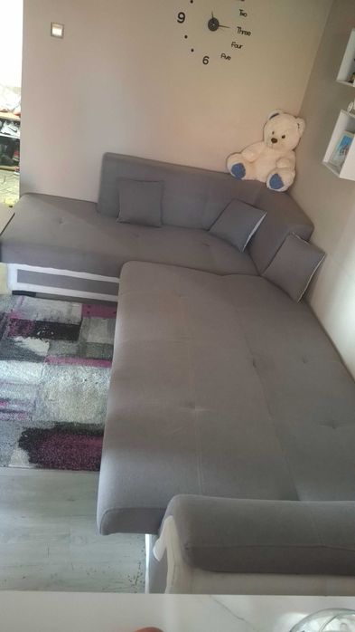 Разтегателен диван