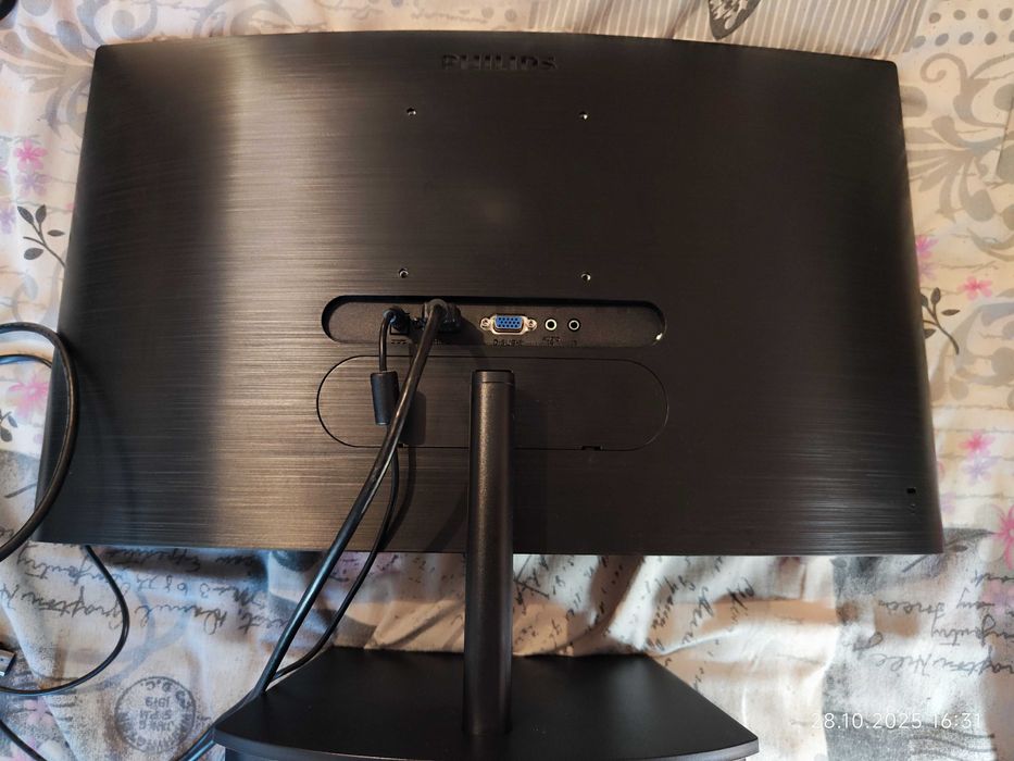 Монитор Phillips 24", FullH 1920 X 1080, Curved