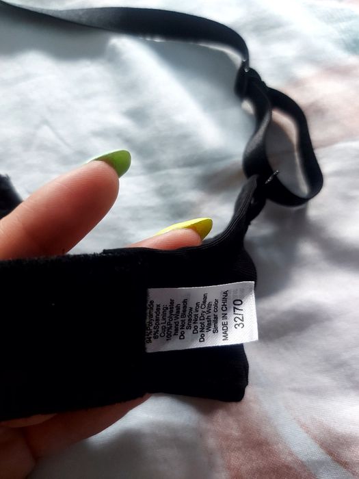 Черен сутиен 32/70 В