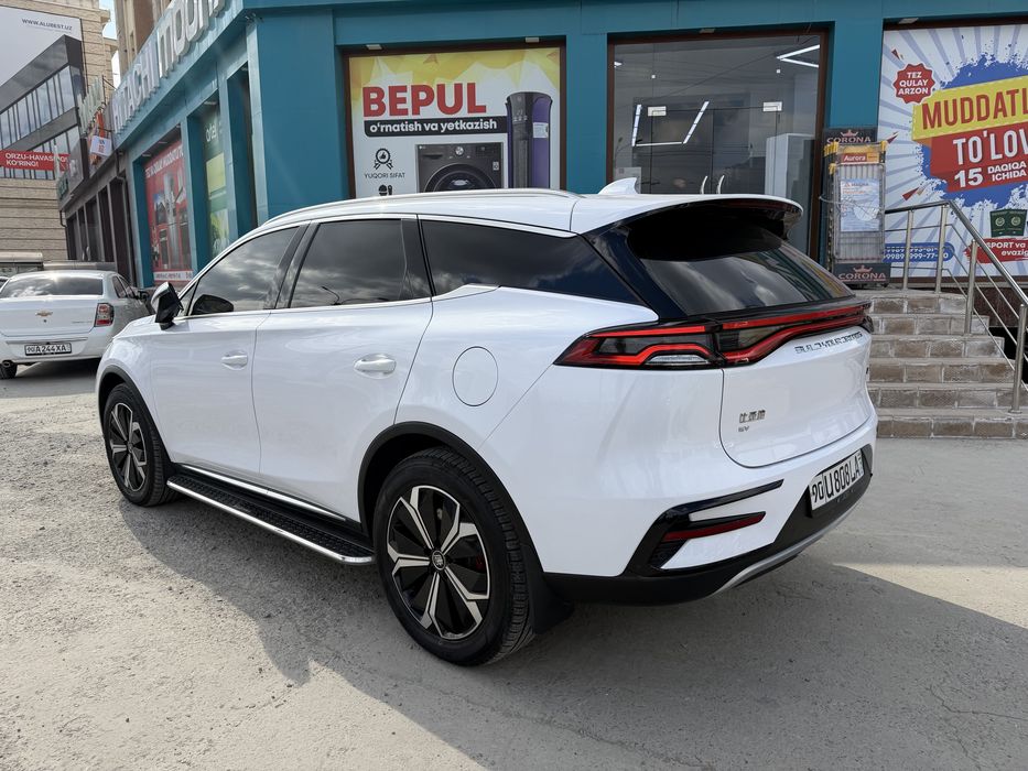 BYD Tan flagship 730km