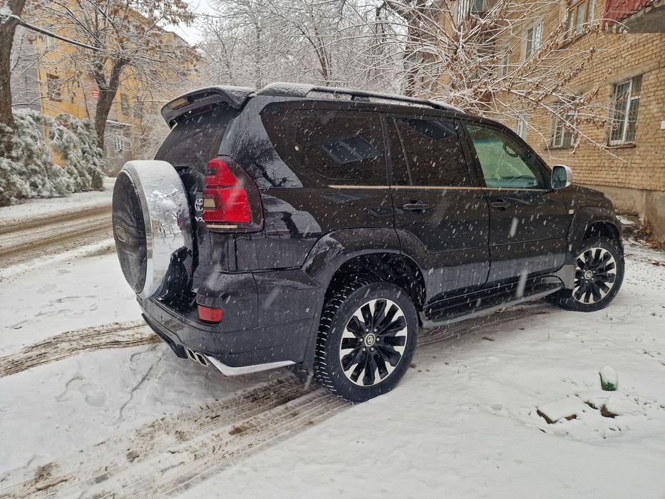 Продаётся Тайота прадо 120 land cruiser prado обьем 4 литр