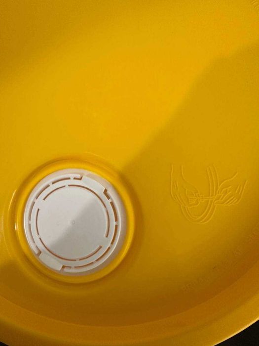 Пластиковое ведро Easy Open с крышкой