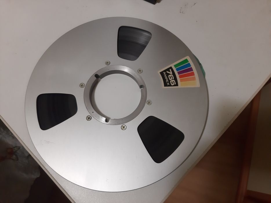 Vând banda, rola magnetofon Ampex 26 originala